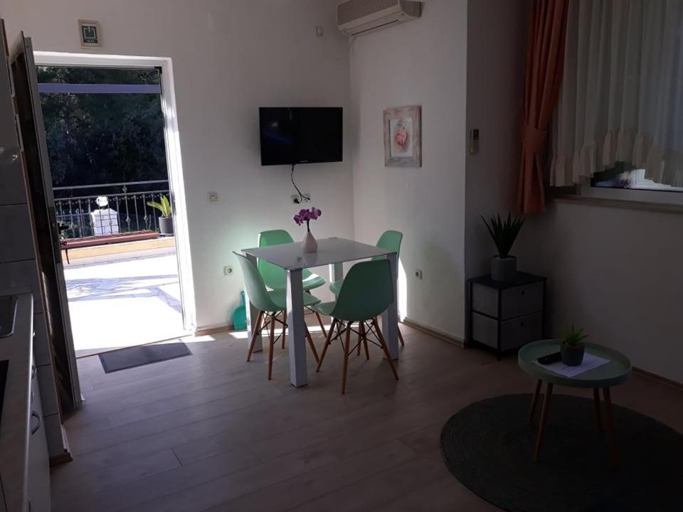 Apartments Viki Trogir Extérieur photo