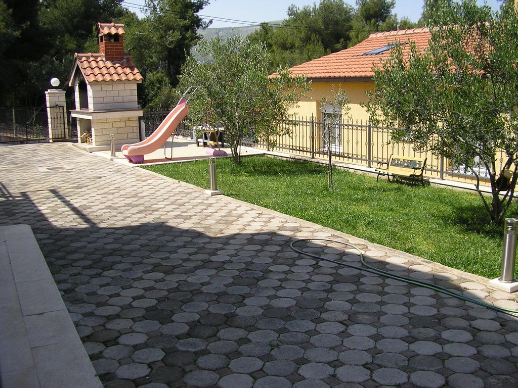 Apartments Viki Trogir Extérieur photo