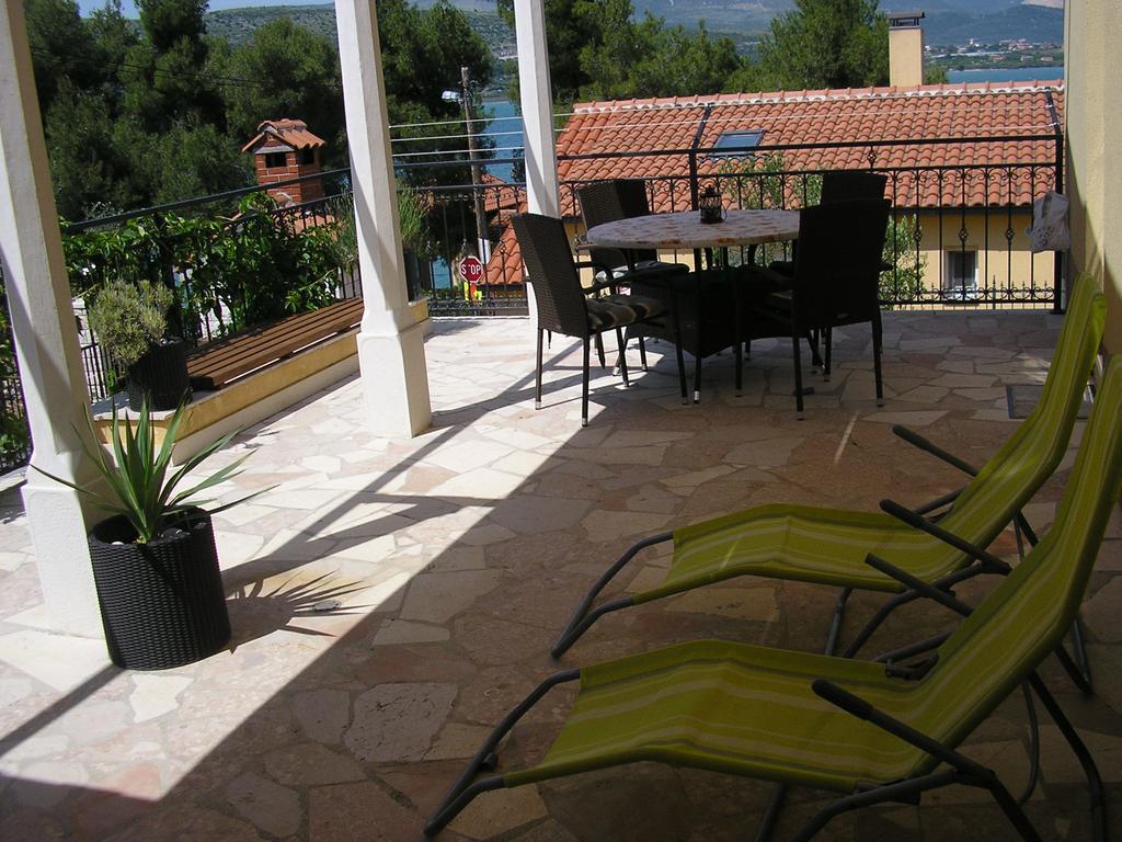 Apartments Viki Trogir Extérieur photo
