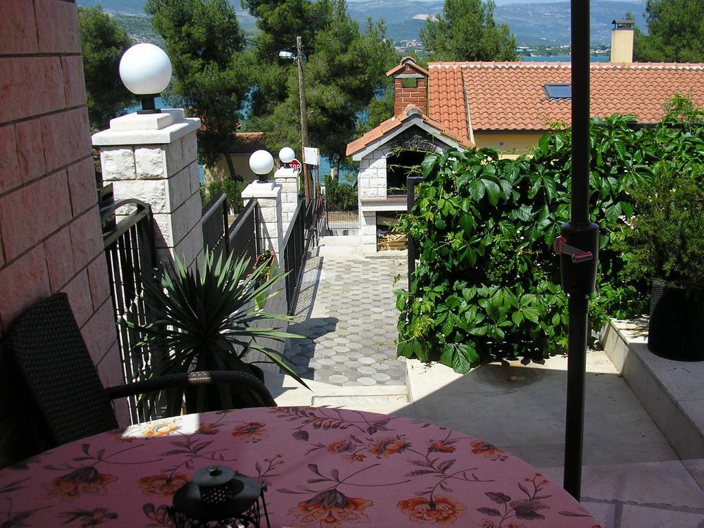 Apartments Viki Trogir Extérieur photo
