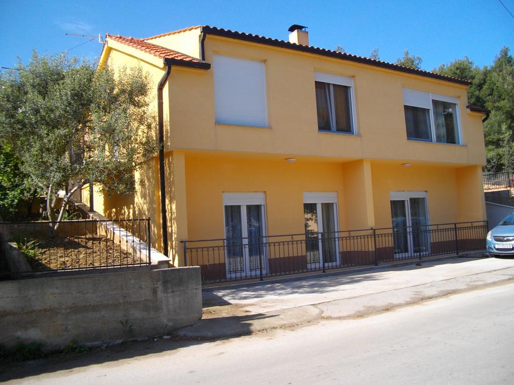 Apartments Viki Trogir Extérieur photo
