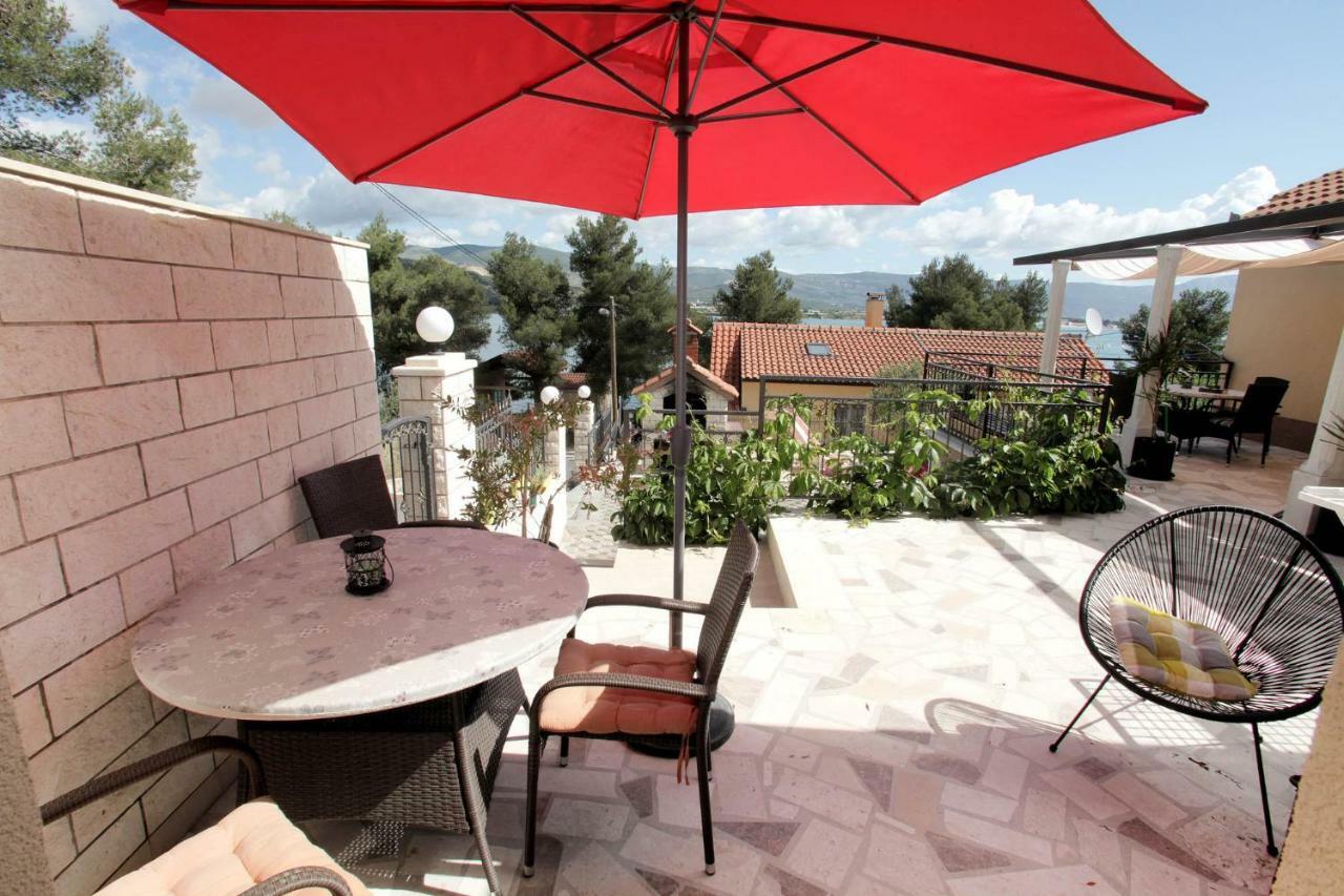 Apartments Viki Trogir Extérieur photo