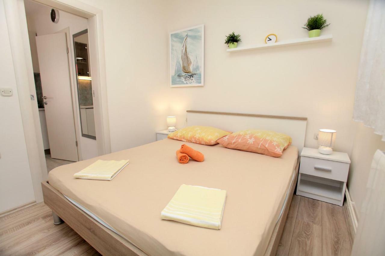 Apartments Viki Trogir Extérieur photo