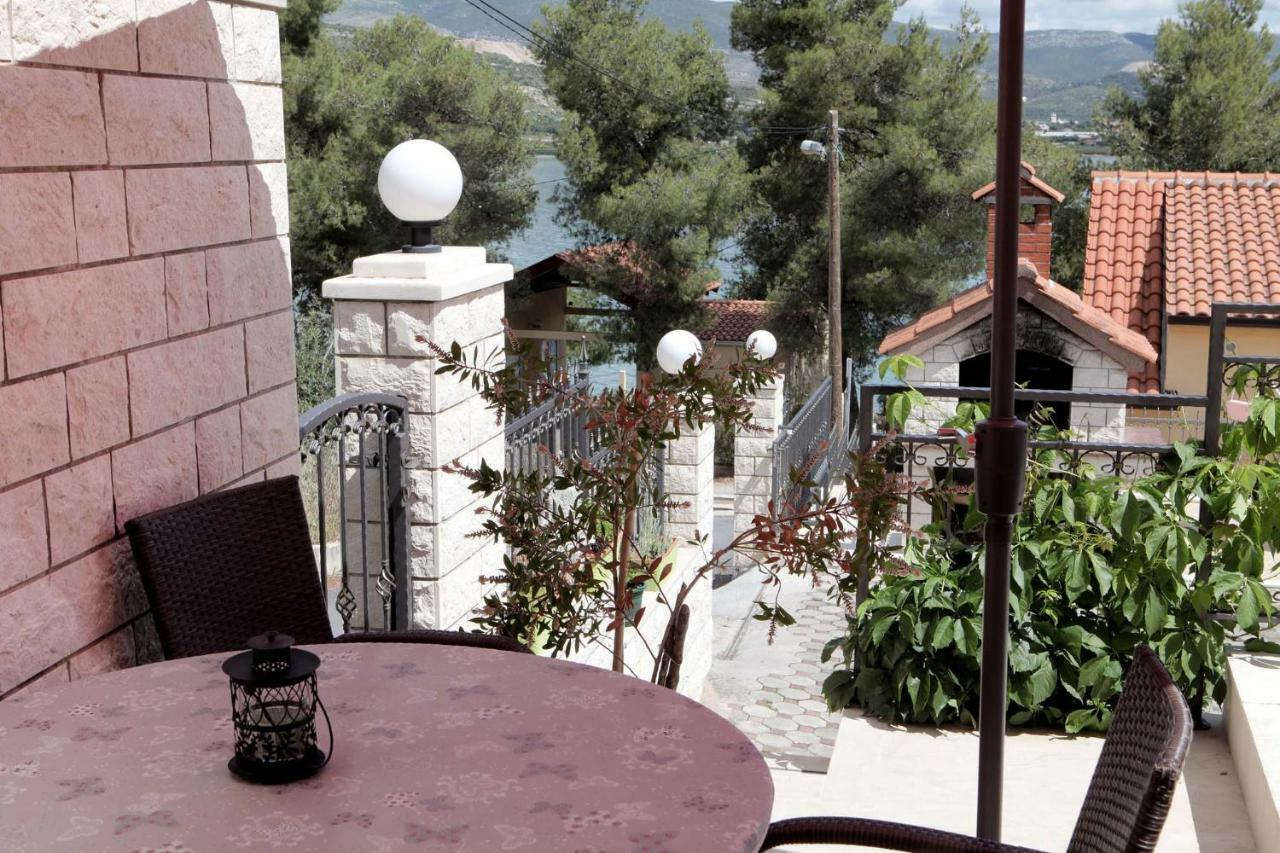 Apartments Viki Trogir Extérieur photo