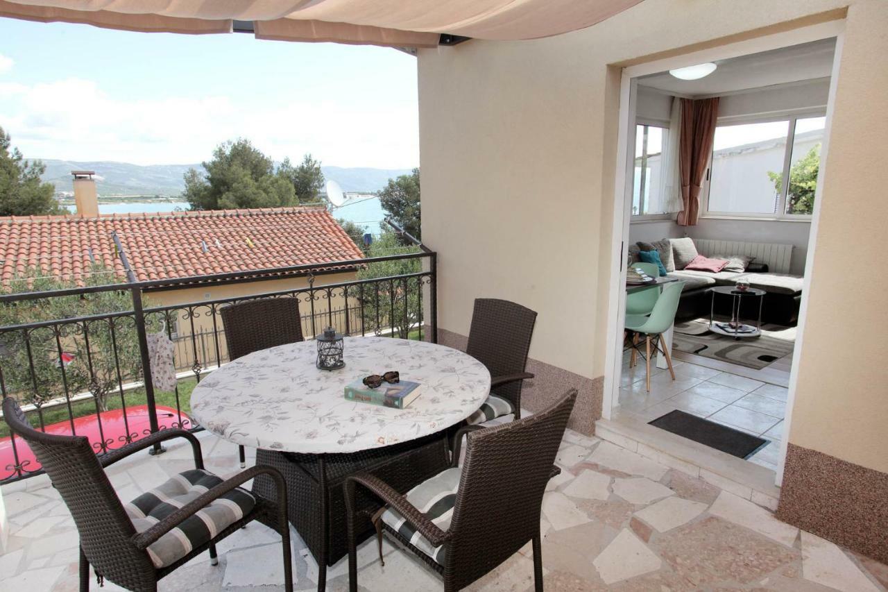 Apartments Viki Trogir Extérieur photo